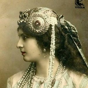 Meet your Posh Ambassador, Vintique Venus